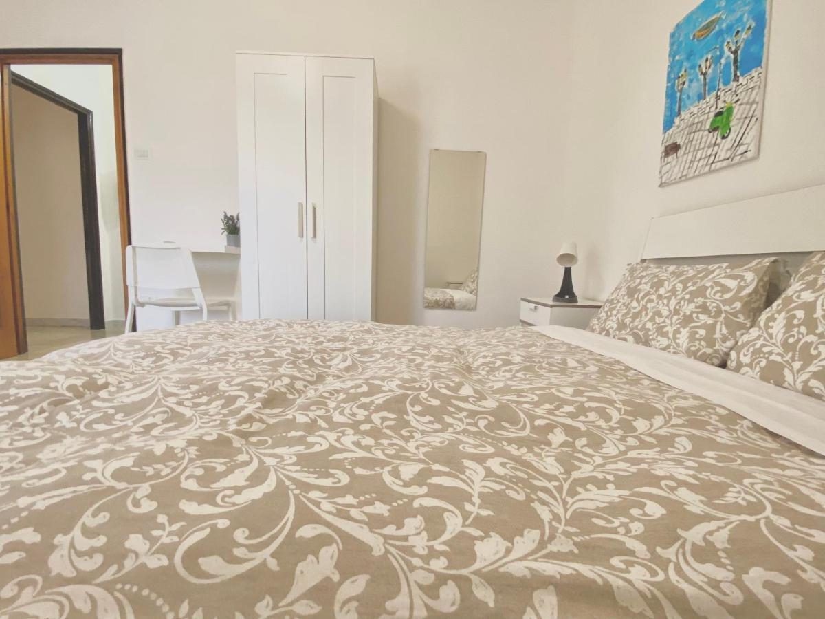 Guest House Service - Express Airport Apartment Modugno Εξωτερικό φωτογραφία